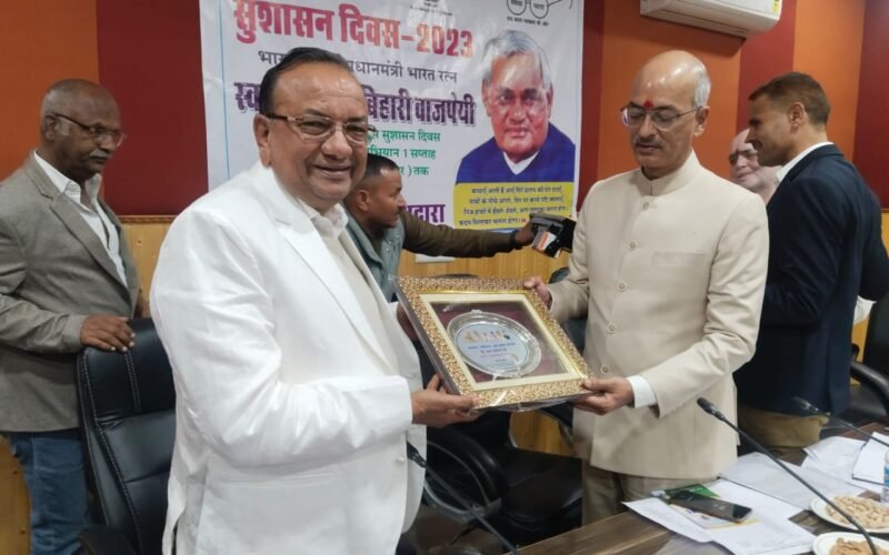 धार्मिक और पर्यटन स्थलों को स्वच्छ रखना निकायो का प्रथम दायित्व है : केके गुप्ता