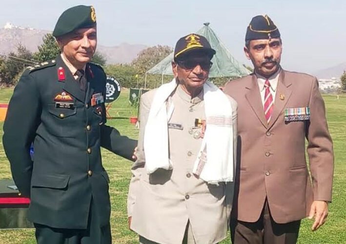 आठवां सशस्त्र सेना भूतपूर्व सैनिक (वेटरन्स) दिवस मनाया