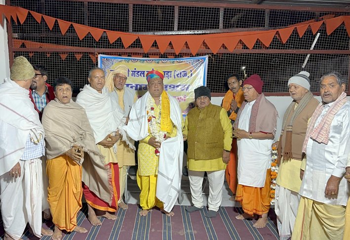 श्री पीताम्बरा आश्रम में चन्द्रमा की साक्षी में देर रात्रि तक चला श्री विद्या महानुष्ठान