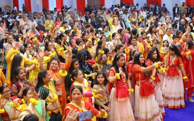 शानोशौकत से शहर में निकली बिंदोली,आज होगी सामूहिक शादी