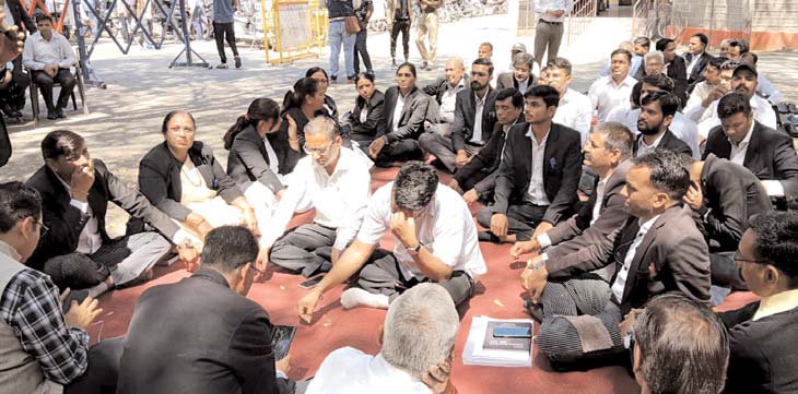 बीकानेर में वर्चुअल सर्किट बेंच के शुरू होने पर उदयपुर के वकीलों का विरोध 