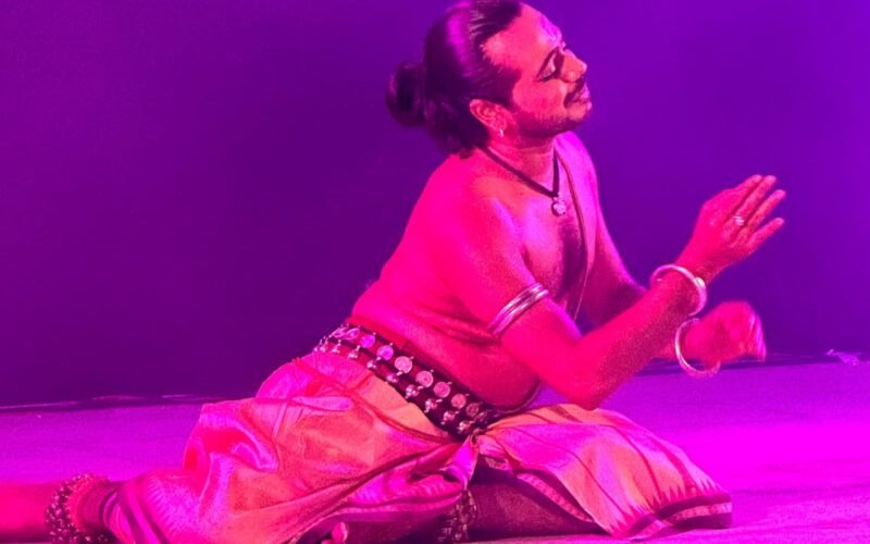 सांस्कृतिक संध्या नृत्याकृति की शास्त्रीय प्रस्तुतियों ने बांधा समा