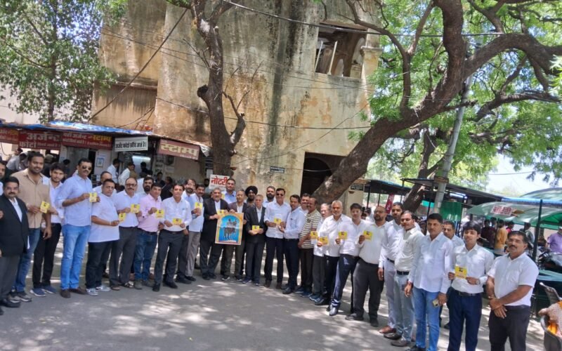 महाराणा प्रताप जयंन्ति की शोभायात्रा के लिए अधिवक्ताओं को निमंत्रण