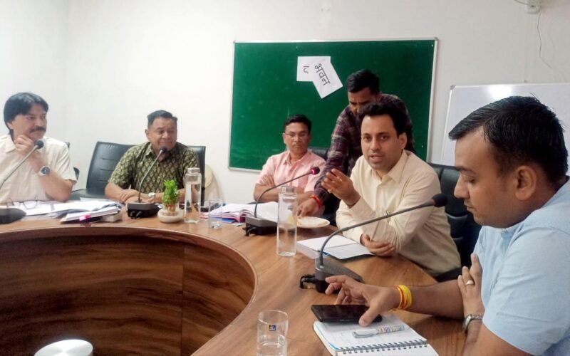 बड़ी झील की महासीर मछली विश्वभर में अनूठी, इसका संरक्षण हमारा दायित्व – कलक्टर