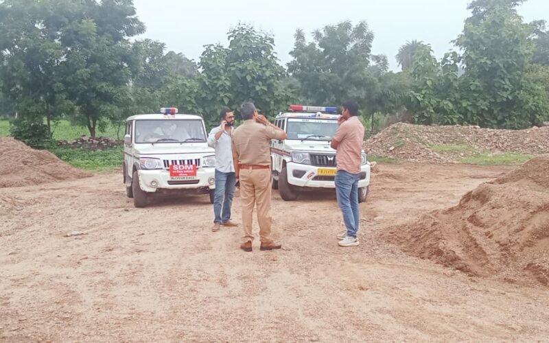 प्रतापगढ़ : कर्ममोचिनी नदी पर निर्माण कार्य का किया निरीक्षण