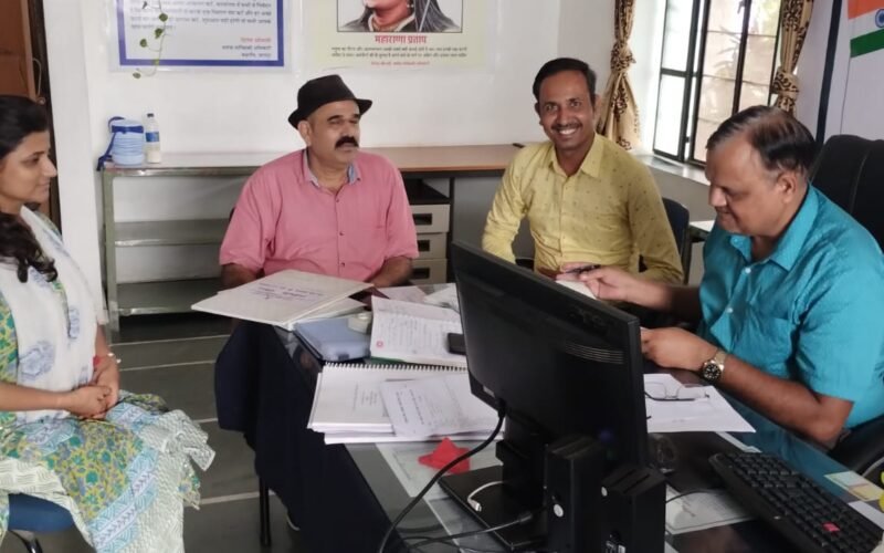 ब्लॉक सांख्यिकी कार्यालय बडगांव का किया निरीक्षण