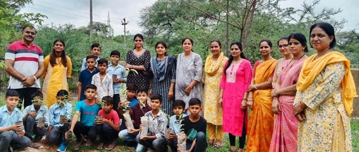 एमजी कॉलेज की एनएसएस इकाई की ओर से सघन वृक्षारोपण कार्यक्रम शुरू