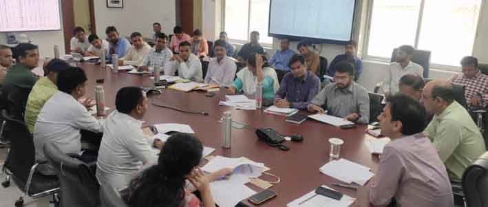 बायपास मुआवजा प्रकरणों को प्राथमिकता से करें निस्तारितः जिला कलक्टर