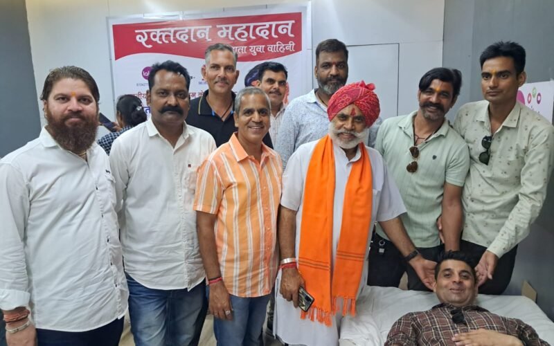 110 २क्तवीरों ने किया २क्तदान