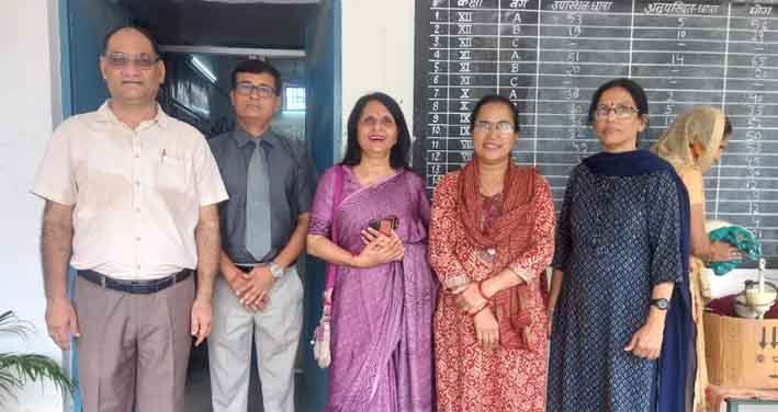 रोटरी क्लब अचीवर्स द्वारा द्वारा करियर काउन्सिलिंग सेमिनार आयोजित