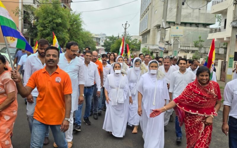 माता-पिता की सेवा से मिलते हैं भगवान-साध्वी डॉ संयमलता