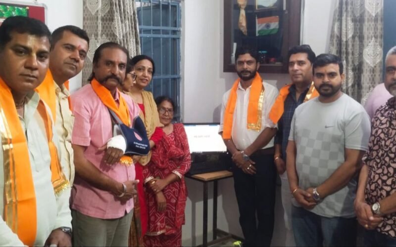 लघु उद्योग भारती ने शोभागपुरा सरकारी विद्यालय में किया कंप्यूटर सिस्टम भेंट