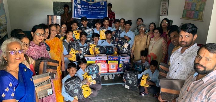 इनरव्हील क्लब ने प्रताप नगर राजकीय संस्कृत स्कूल को बनाया हैप्पी स्कूल