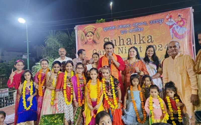 सुहालका समाज का की पहली गरबा नाईट में सैकड़ो महिलाओं एवं युवाओं ने किया सामूहिक गरबा