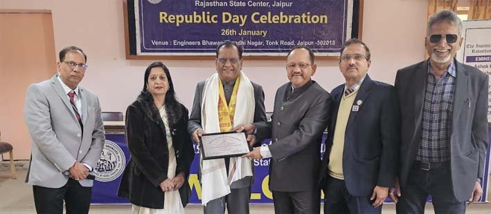 पूर्व मुख्य जनस्वास्थ्य अभियांत्रिकी अभियन्ता नरेन्द्र धाकड़ सम्मानित