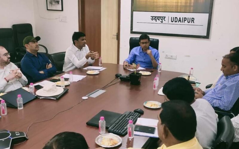 लेकसिटी को स्वच्छता में अग्रणी बनाने के लिए हों सामूहिक प्रयास- जिला कलक्टर