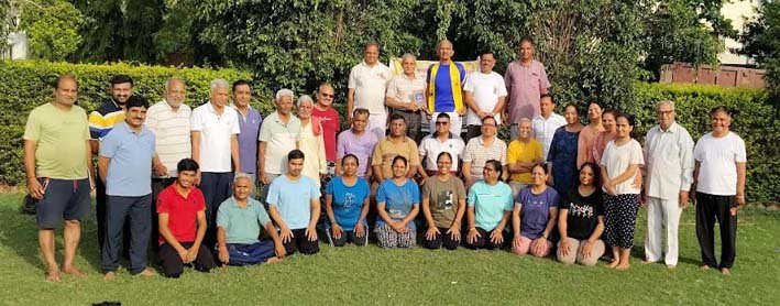 शारीरिक एवं मानसिक उन्नति योग से संभव” – डॉ सनाढ्य