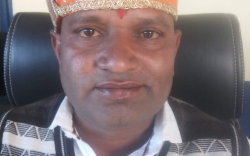 नयागांव सरपंच की दुर्घटना में मौत : बोलेरो जीप से हुई भिड़ंत में मौके पर ही हुई मौत 