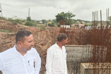 डूंगरपुर-बांसवाड़ा रेलवे लाइन का निरीक्षण: विकास कार्य में तेजी, सुरक्षा इंतजाम पर चिंता