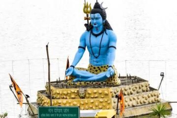 “बारिश नहीं हुई तो शिव की मूर्ति हटा दी!”