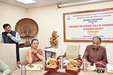 सामाजिक ,आर्थिक, राजनैतिक प्रगति में सोशल मीडिया की अहम भूमिका- प्रो. सारंगदेवोत