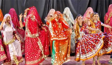 घूमर प्रतिभागियों के उम्दा नृत्यों ने किया रोमांचित