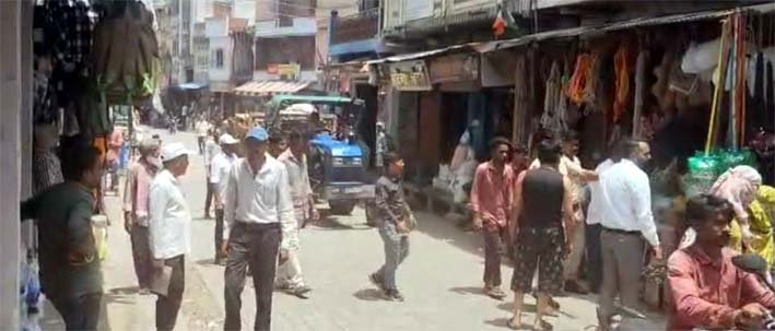 नगर पालिका द्वारा कस्बे में हो रहे अतिक्रमण हटाने का चलाया अभियान 