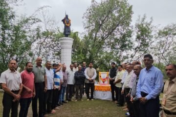 झाला मान बलिदान दिवस समारोह सम्पन्न