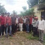 एफआरटी कर्मचारियों ने वेतन वृद्धि हेतु दिया ज्ञापन