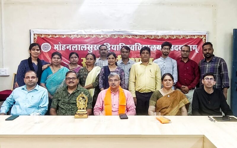 सुविवि-  संस्कृत विभाग में  वैदिक और संस्कृत ज्ञान-परम्परा को महर्षि दयानन्द सरस्वती के योगदान पर विशिष्ट व्याख्यान