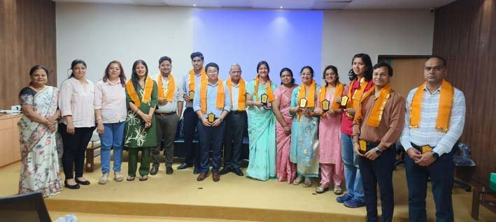 पद्मिनी भारत विकास परिषद  “पद्मिनी”  ने किया डॉक्टरों का सम्मान
