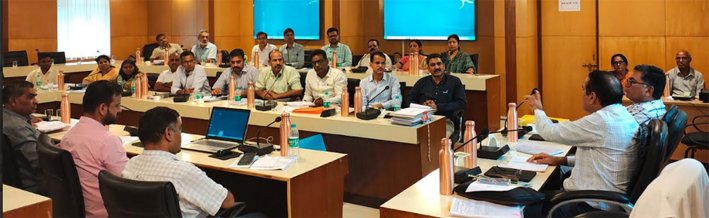 जनजाति वर्ग तक योजनाओं का लाभ पहुंचाने के लिए अधिकारी पूरी प्रतिबद्धता के साथ करें कार्य – एसीएस श्री मीणा