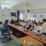 वर्षा के मौसम में पशुओं की विशेष देखभाल पर पशुपालकों को दिया प्रशिक्षण