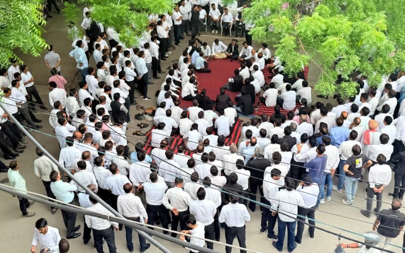 अधिवक्ताओं पर बढ़ते हमलों को लेकर वकीलों का आक्रोश, पुलिस की कार्यप्रणाली पर उठाए सवाल