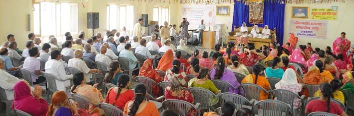 विरलप्रभाश्रीजी, विपुलप्रभाश्रीजी, कृतार्थप्रभाश्रीजी म. सा. ठाणा 3 का भव्य चातुर्मासिक हुआ प्रवेश
