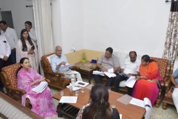 उप मुख्यमंत्री दिया कुमारी ने किए प्रभु श्रीनाथजी के दर्शन