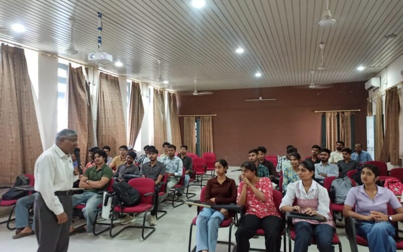 जीवन में ख़ुशी और सफलता के लिए हार्टफुलनेस ध्यान का महत्व पर कार्यशाला