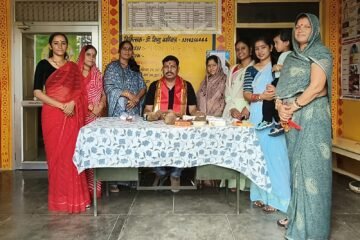 अधिनस्थ कर्मियों के साथ मनाया रक्षाबंधन का त्यौहार