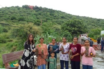 गुप्तेश्वर महादेव मंदिर की पहाडियों पर राहडा फाउंडेशन ने चलाया सघन वृक्षारोपण अभियान