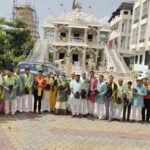मूलनायक भगवान पर किया सर्व औषधियक्त 108 कलश से अभिषेक,पृक्षरोपण यात्रा निकाल किया 61 पौधों का पौधरोपण