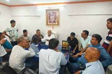पुराने शहर मे ंयातायात व्यवस्था सुनिश्चित करने हेतु विधायक के साथ बैठक आयोजित