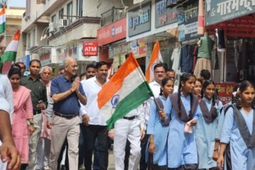 नाथद्वारा विधायक विश्वराज सिंह मेवाड़ ने तिरंगा रैली में लिया भाग