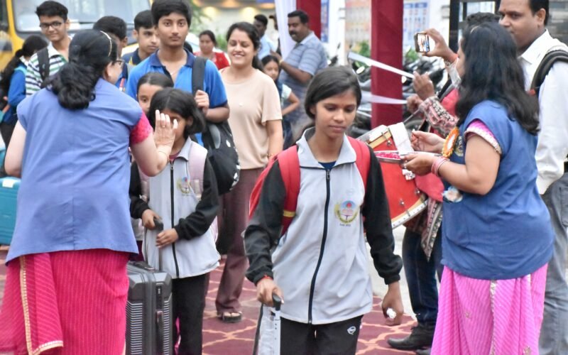 देश-विदेश से आई टीमें पारंपरिक मेवाड़ी स्वागत से अभिभूत, उदयपुर बना खेल भावना का संगम स्थल