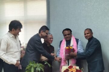 नवनियुक्त प्रमुख शासन सचिव पर्यटन प्रवीण गुप्ता का स्वागत