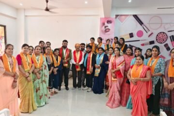 एकलिंग नाथ सेवा संगठन ने शुरु किया सिलाई व ब्यूटी पार्लर प्रशिक्षण का तीसरा बैच