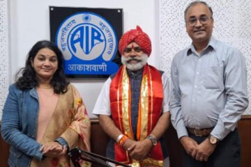 विधायक फूल सिंह मीणा ने आकाशवाणी उदयपुर से किया लाइव जनसंवाद