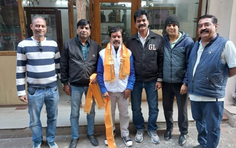 राजस्थान में अखिल भारत हिन्दू महासभा में नरेश कुमार कहार भोई बने प्रदेश मीडिया प्रभारी राजस्थान प्रदेश अध्यक्ष पवन कुमार पूनिया ने की नियुक्ति