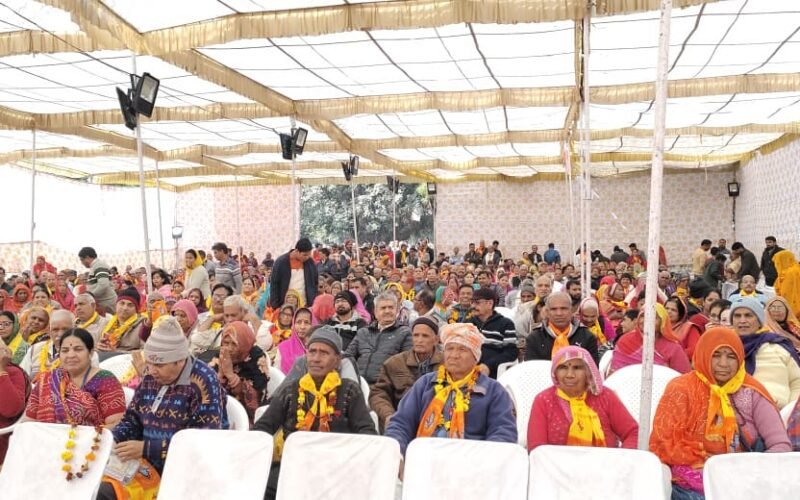 महादेव के जयकारों के साथ रामेश्वरम्-मदुरई रवाना हुए वरिष्ठ नागरिक तीर्थयात्री
