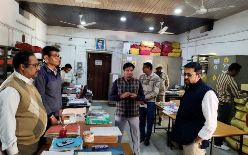 मावली उपखण्ड के दौरे पर जिला कलेक्टर मेहता, विभिन्न कार्यालयों का किया निरीक्षण