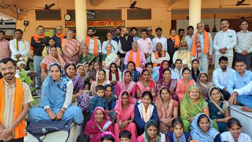 आनन्दालयों के आचार्यों की छोटा डूंगरा में हुई महत्त्वपूर्ण बैठक